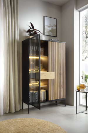 Komoda z witryną LED 104x166cm Sento WTSZ-104